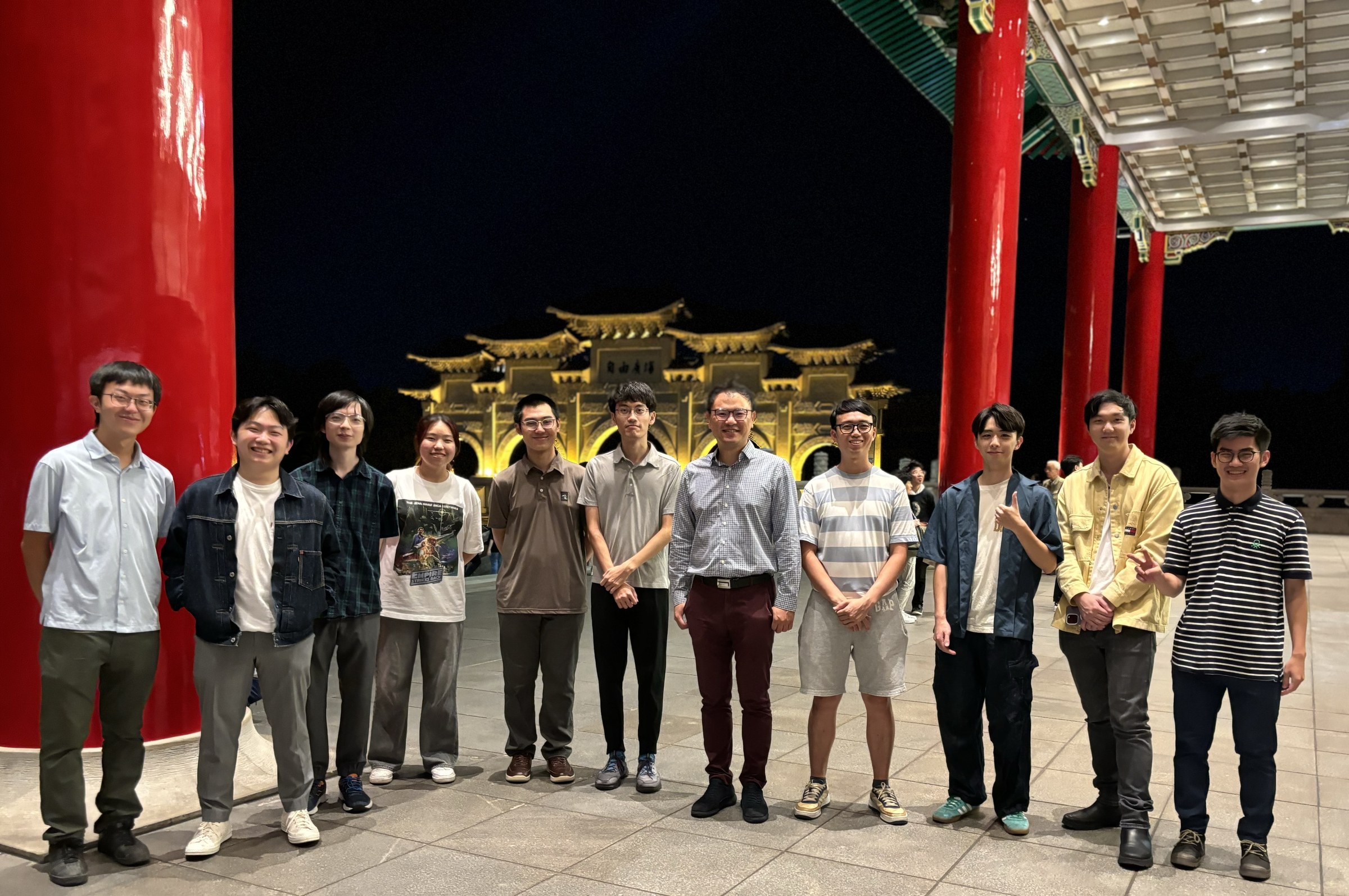 Members of the Cold-Atoms Quantum Science Labs at National Taiwan University